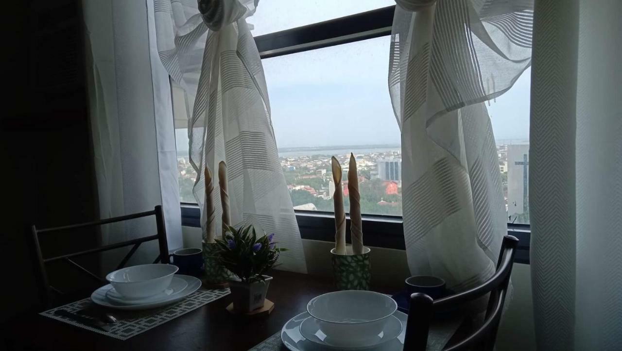 Horizon 101 A8 5Mins Walk Robinson Mall And Bar 세부 외부 사진